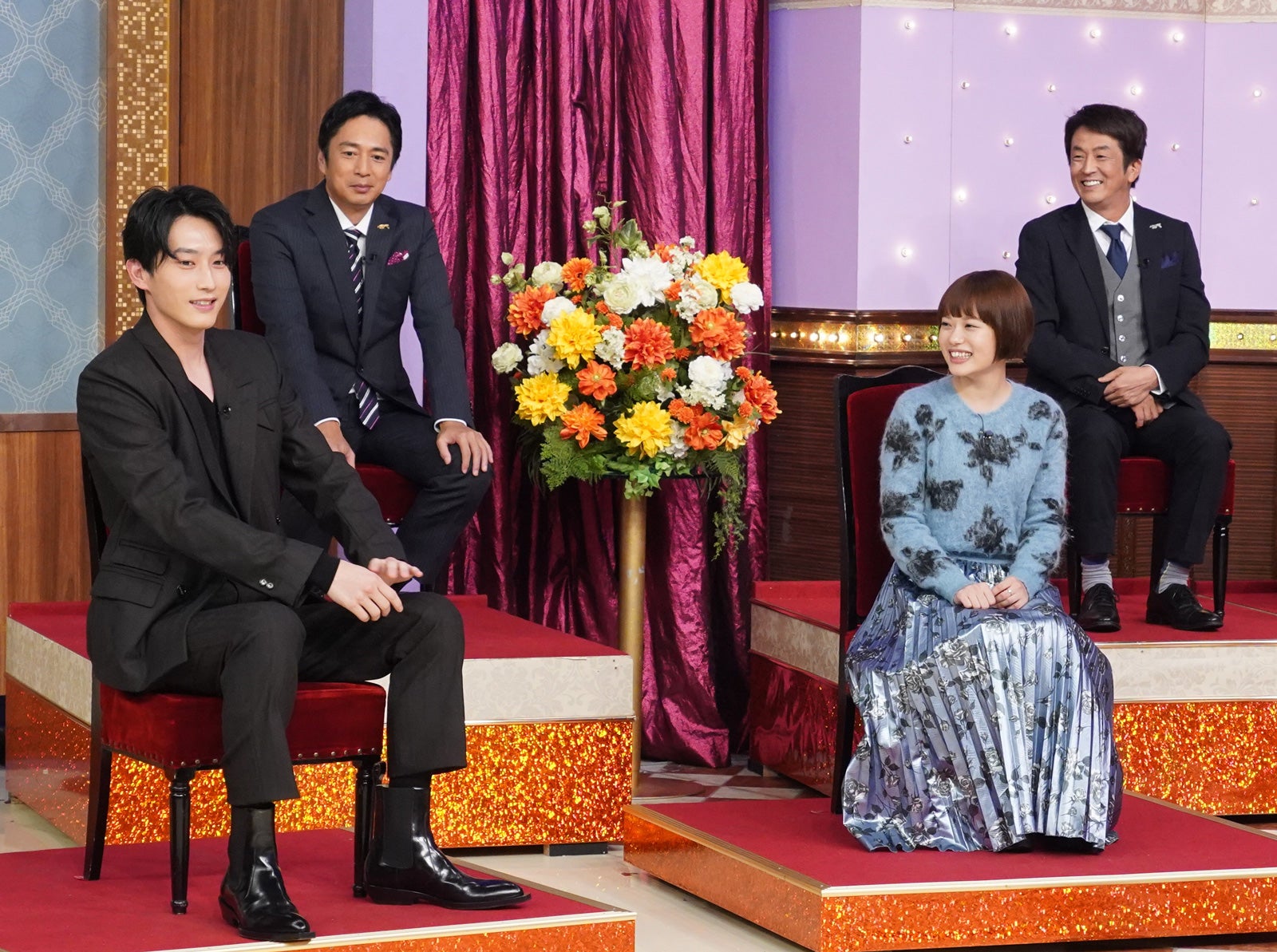 杉野遥亮、徳井義実、杉咲花、堀内健（C）日本テレビ