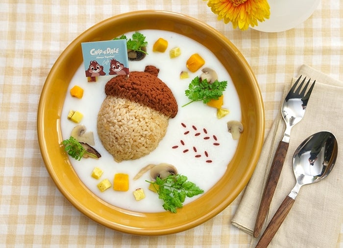 大好きなどんぐりシチュー税込 2,079円(C)Disney