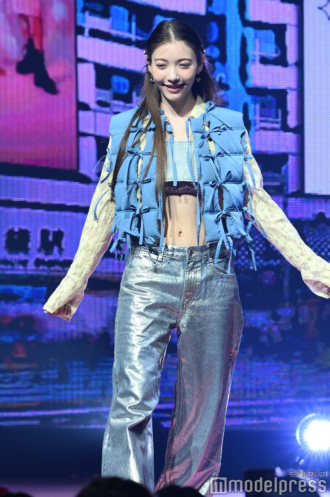 雑賀サクラ（C）モデルプレス