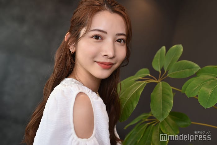 尾崎美紀(C)モデルプレス
