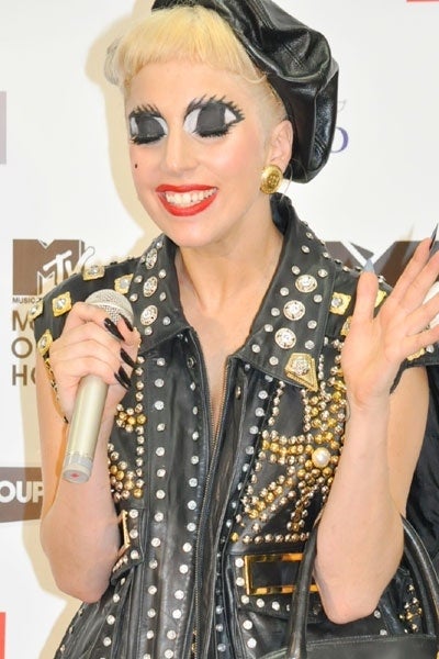 レディー・ガガ、「SMAP×SMAP」披露曲に問い合わせ殺到