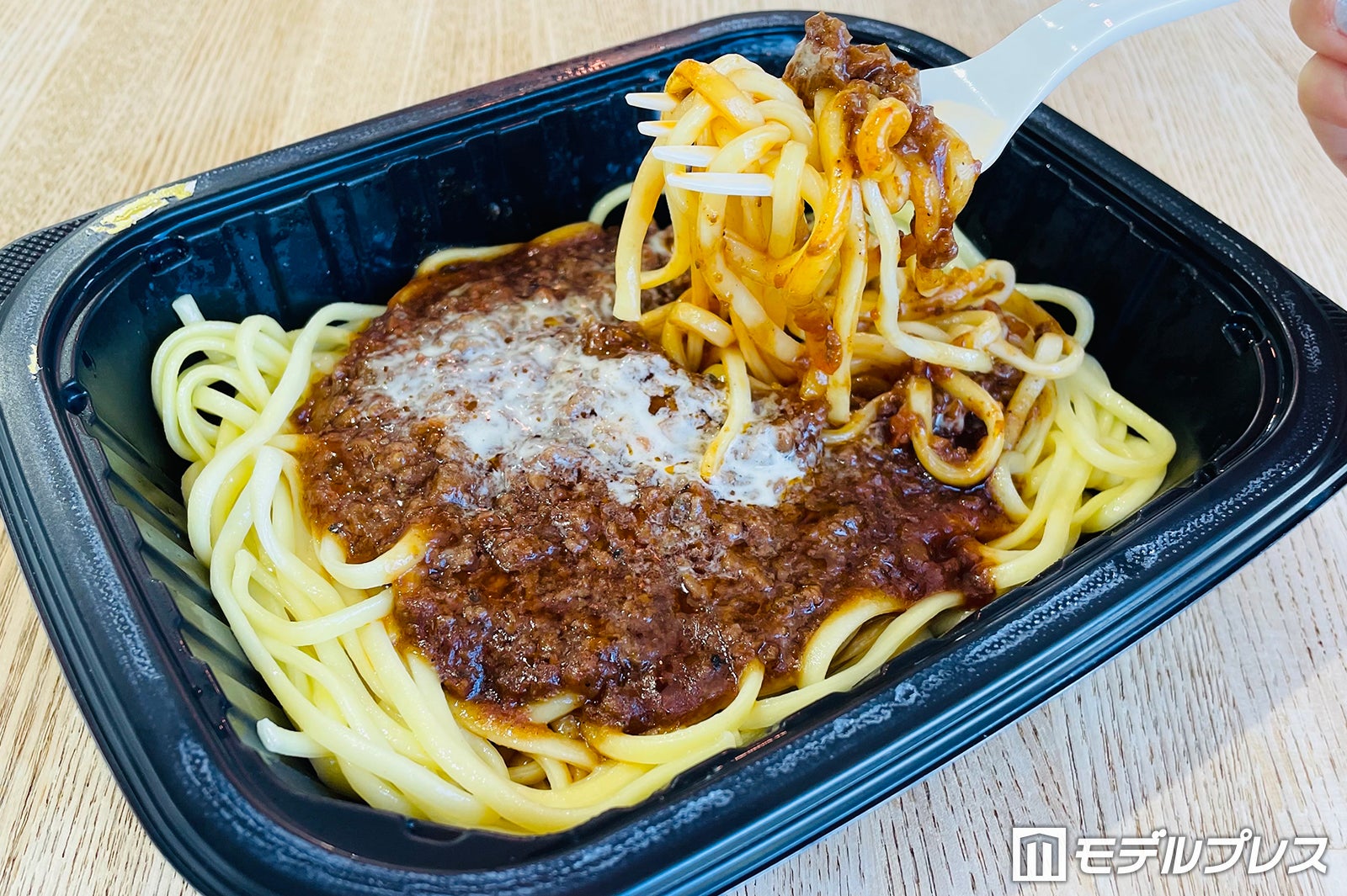 牛挽肉のボロネーゼ（C）モデルプレス