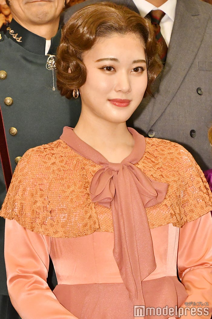 伊藤純奈(C)モデルプレス