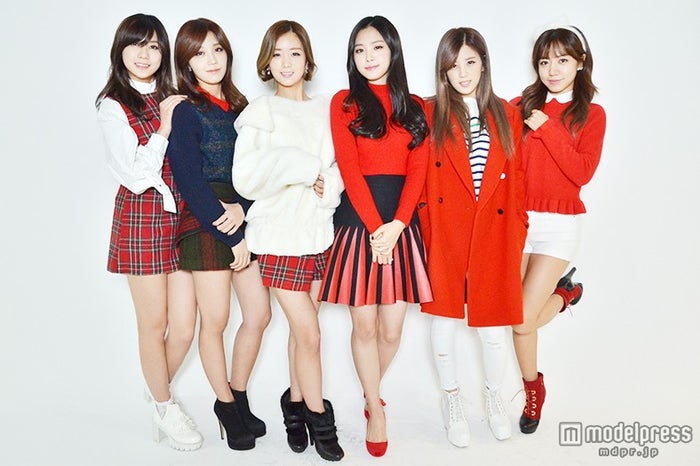 Apink 女子に支持される王道の カワイイ と 親近感 新人に戻った 日本デビューと目標を語る モデルプレス