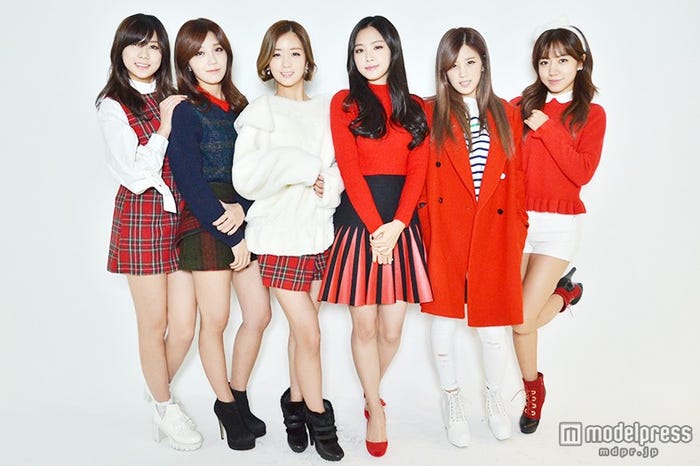 Apink(左から)ハヨン、ウンジ、ボミ、ナウン、チョロン、ナムジュ