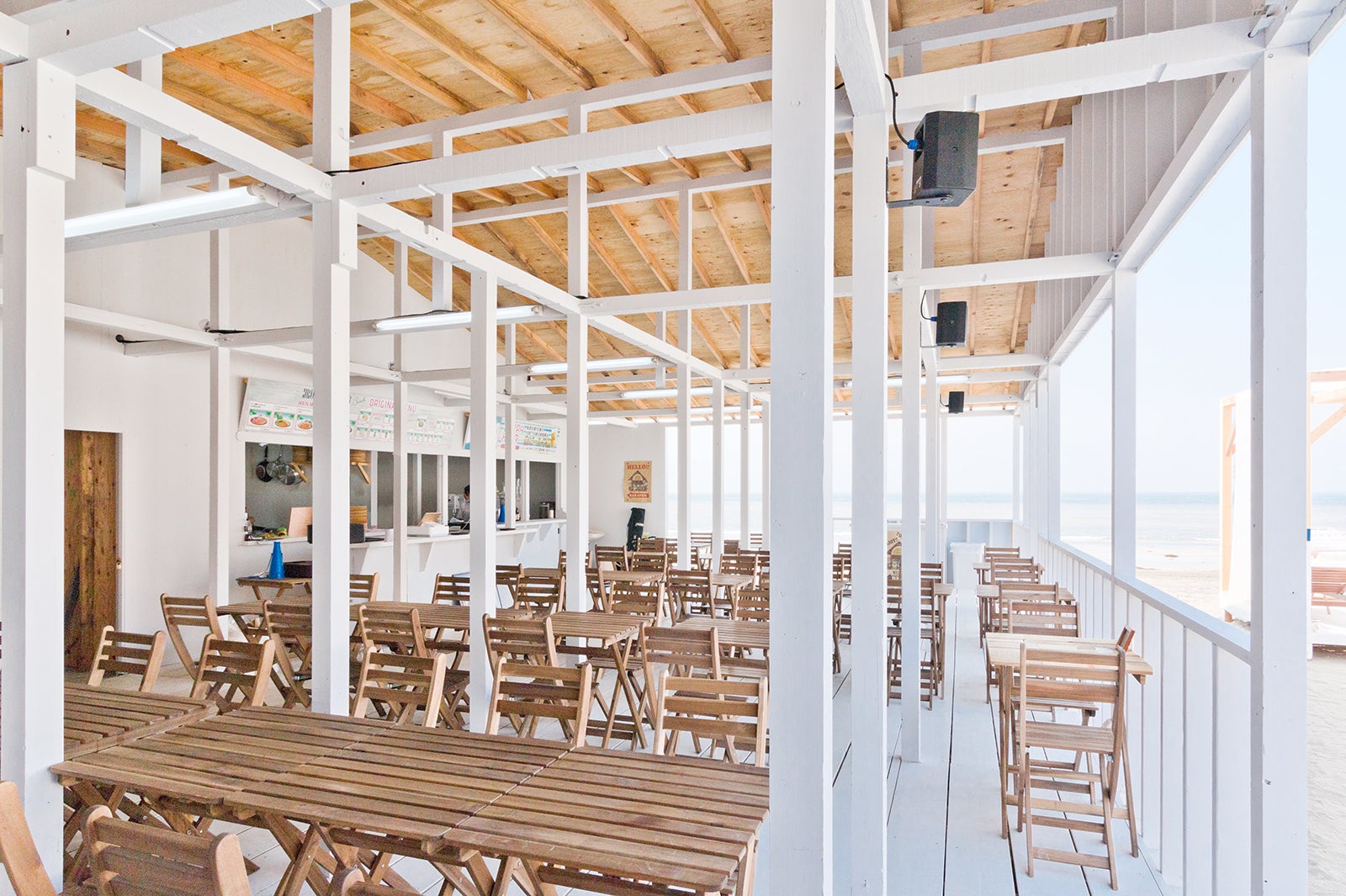 インサイドエリア（画像提供：avex）