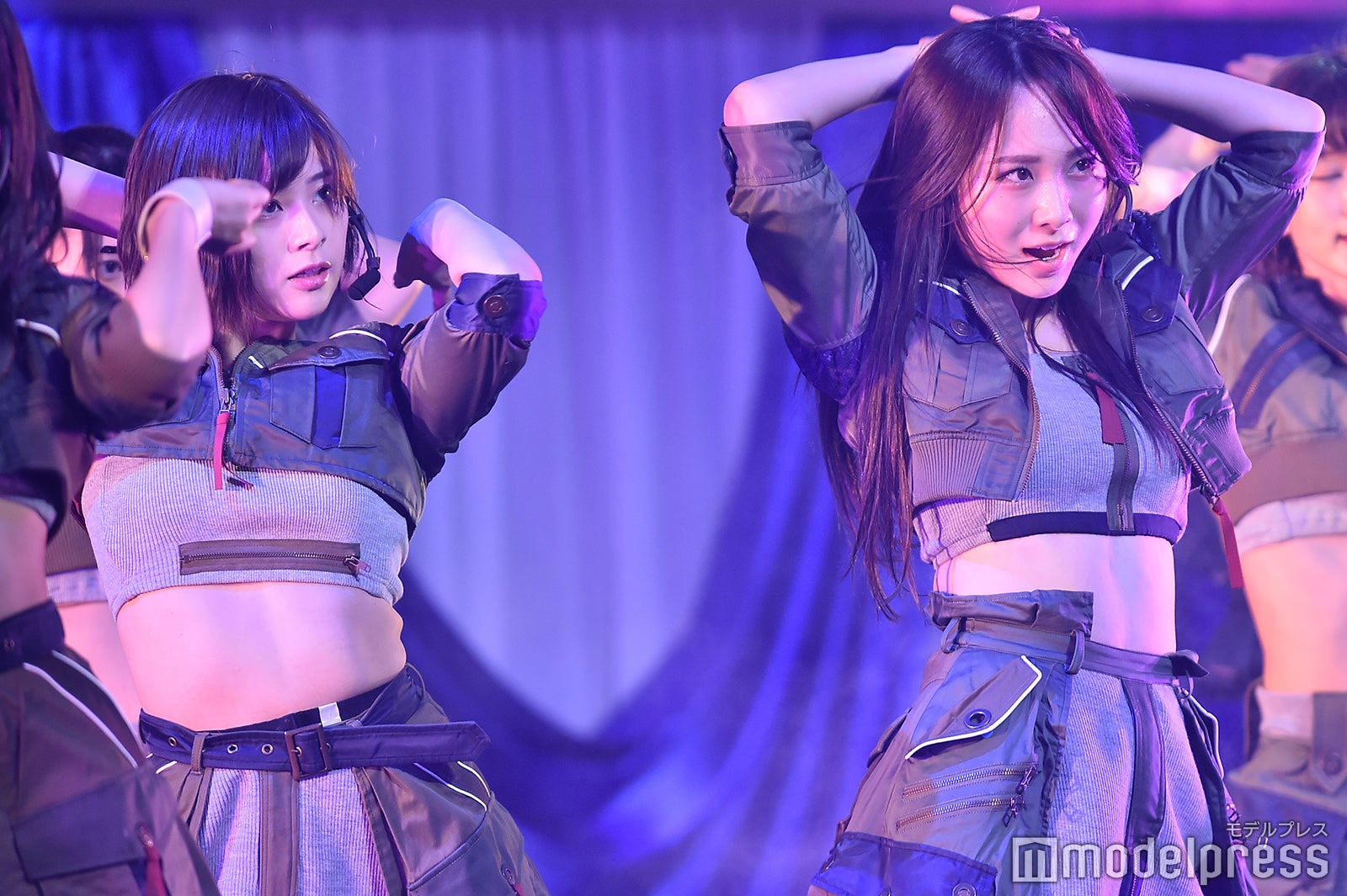 佐藤栞、高橋朱里「AKB48 チームB単独コンサート～女神は可愛いだけじゃない～」 （C）モデルプレス