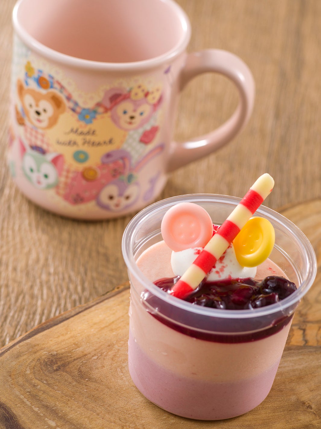 「ダッフィーのハートウォーミング・デイズ」スペシャルメニュー（¥880） （C）Disney