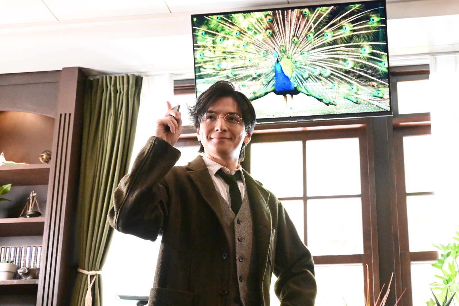 生田斗真「パンダより恋が苦手な私たち」第1話（C）日本テレビ