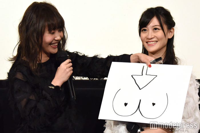 (左から)門脇佳奈子、上西恵(C)モデルプレス