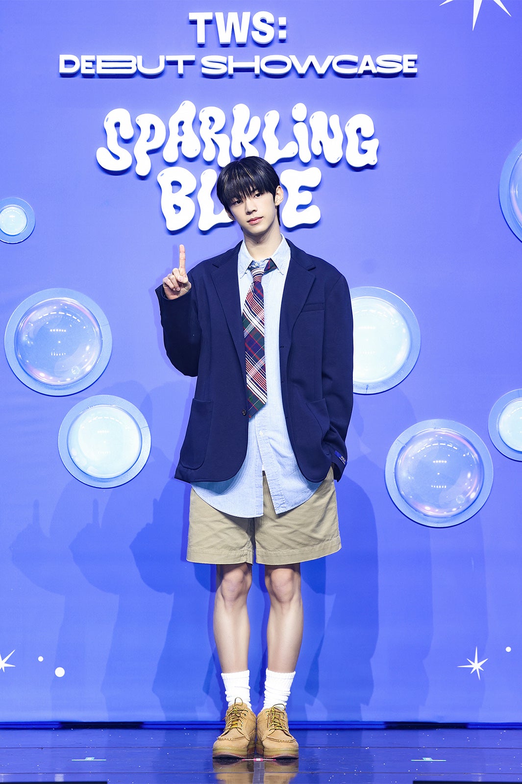 DOHOON／TWS（P）＆（C）PLEDIS Entertainment