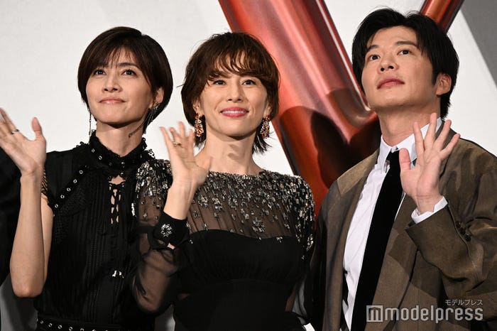 内田有紀、米倉涼子、田中圭(C)モデルプレス