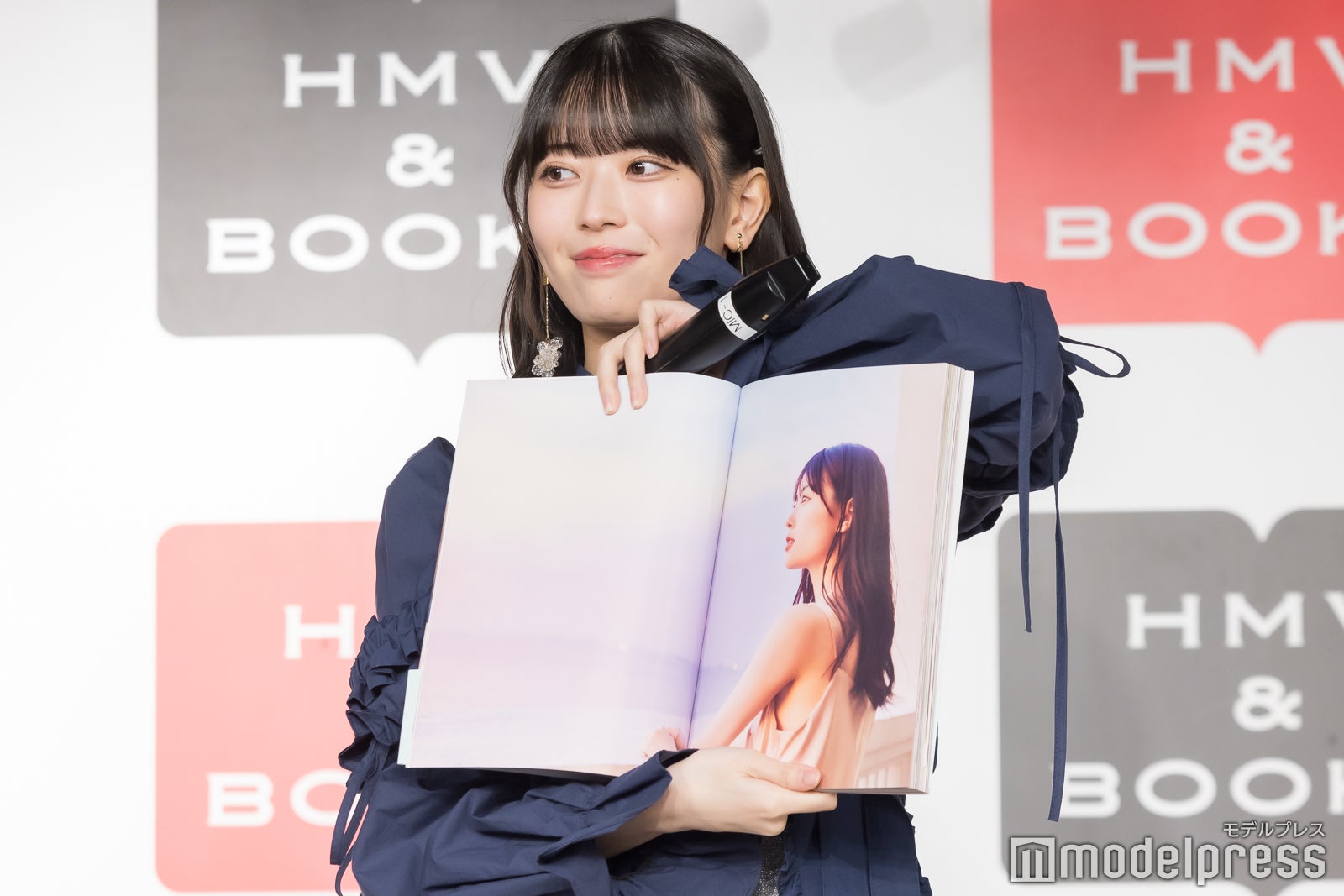 岩本蓮加（C）モデルプレス