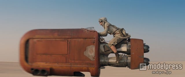 「スター・ウォーズ/フォースの覚醒」より/(C)2015Lucasfilm Ltd. & TM. All Rights Reserved.