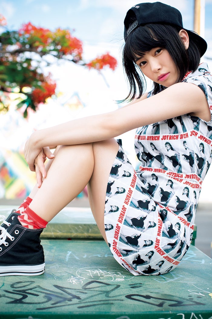 滝口ひかり/写真集「tackey,lucky ducky!」(2016年11月21日発売、講談社)より