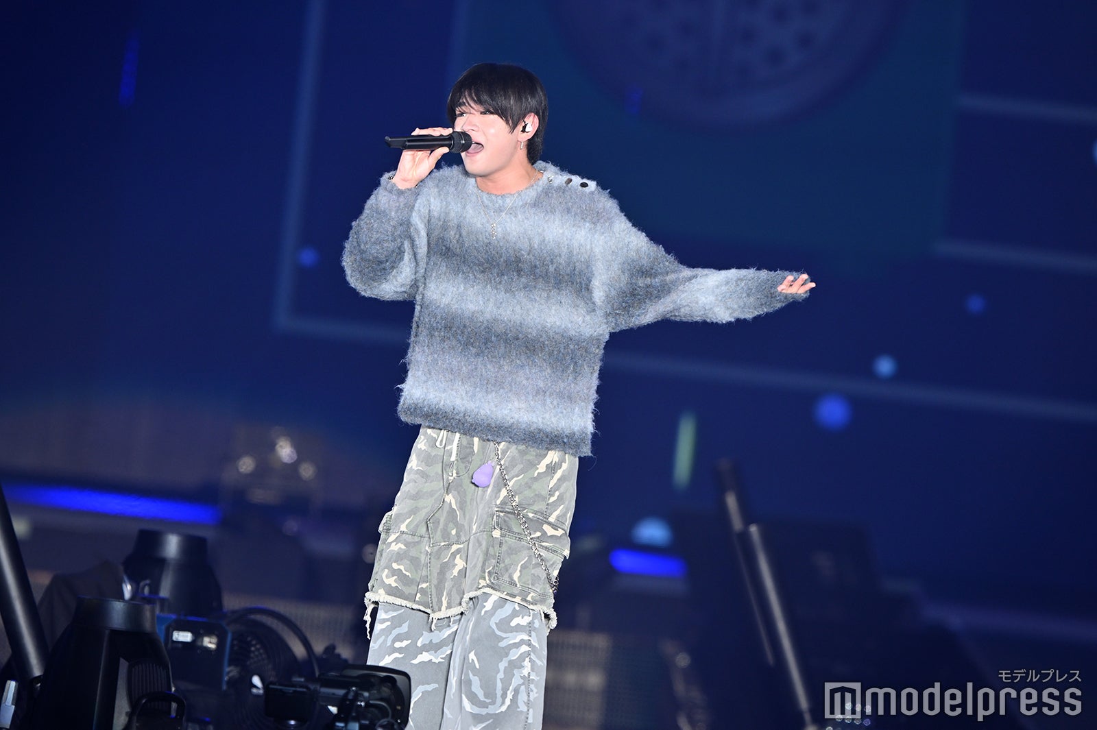 （C）モデルプレス