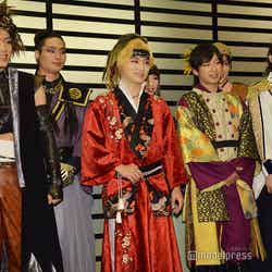 宇宙Six（手前左から）原嘉孝、山本亮太、江田剛、松本幸大（C）モデルプレス