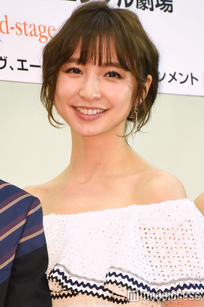 篠田麻里子(C)モデルプレス