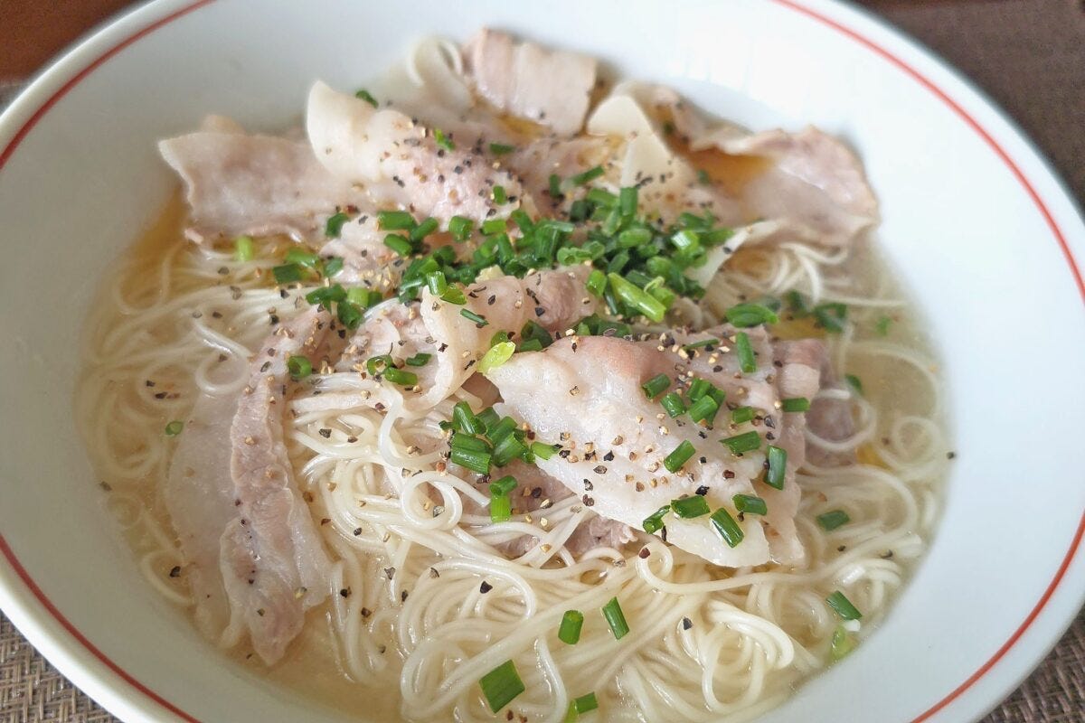 鶏ガラ豚そうめん