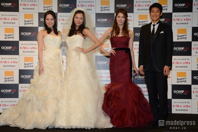 （左から）久保田麻佑、松尾幸実、中村恵理子、鈴木貴之