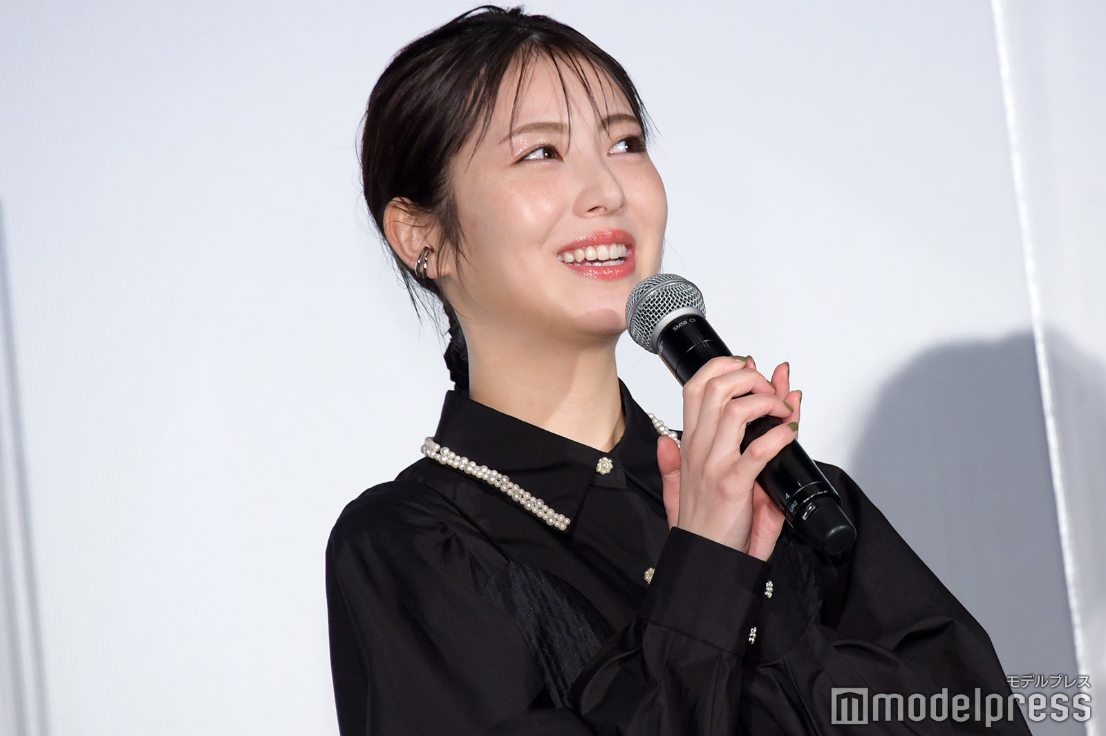 浜辺美波（C）モデルプレス