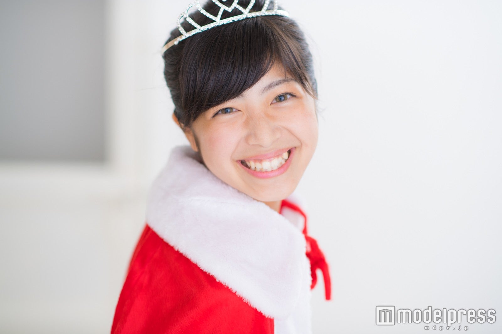 グランプリに輝いた吉田莉桜（りおちょん）さん／「高一ミスコン」（C）モデルプレス