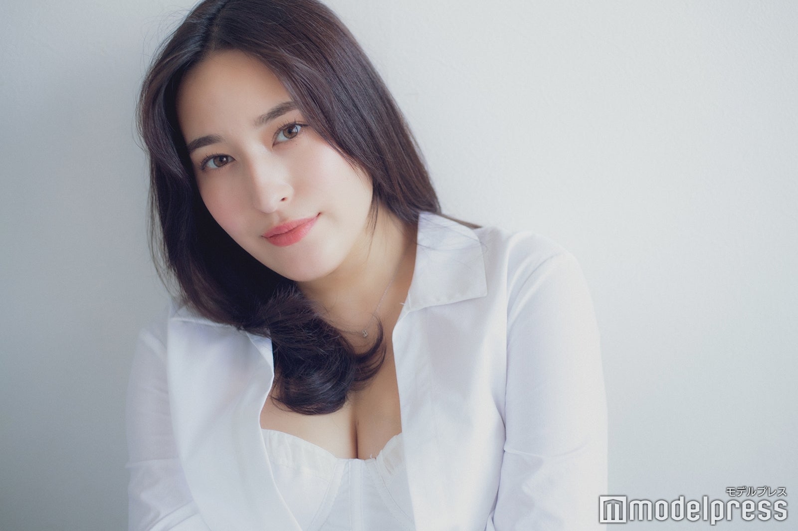 モデルプレスのインタビューに応えた平田梨奈（C）モデルプレス