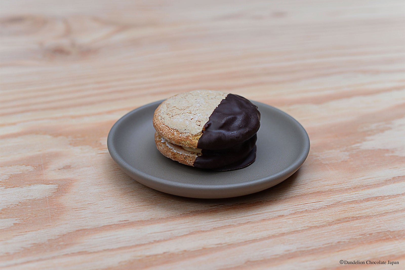【京都限定】ニブブッセ　価格：450円／画像提供：Dandelion Chocolate Japan