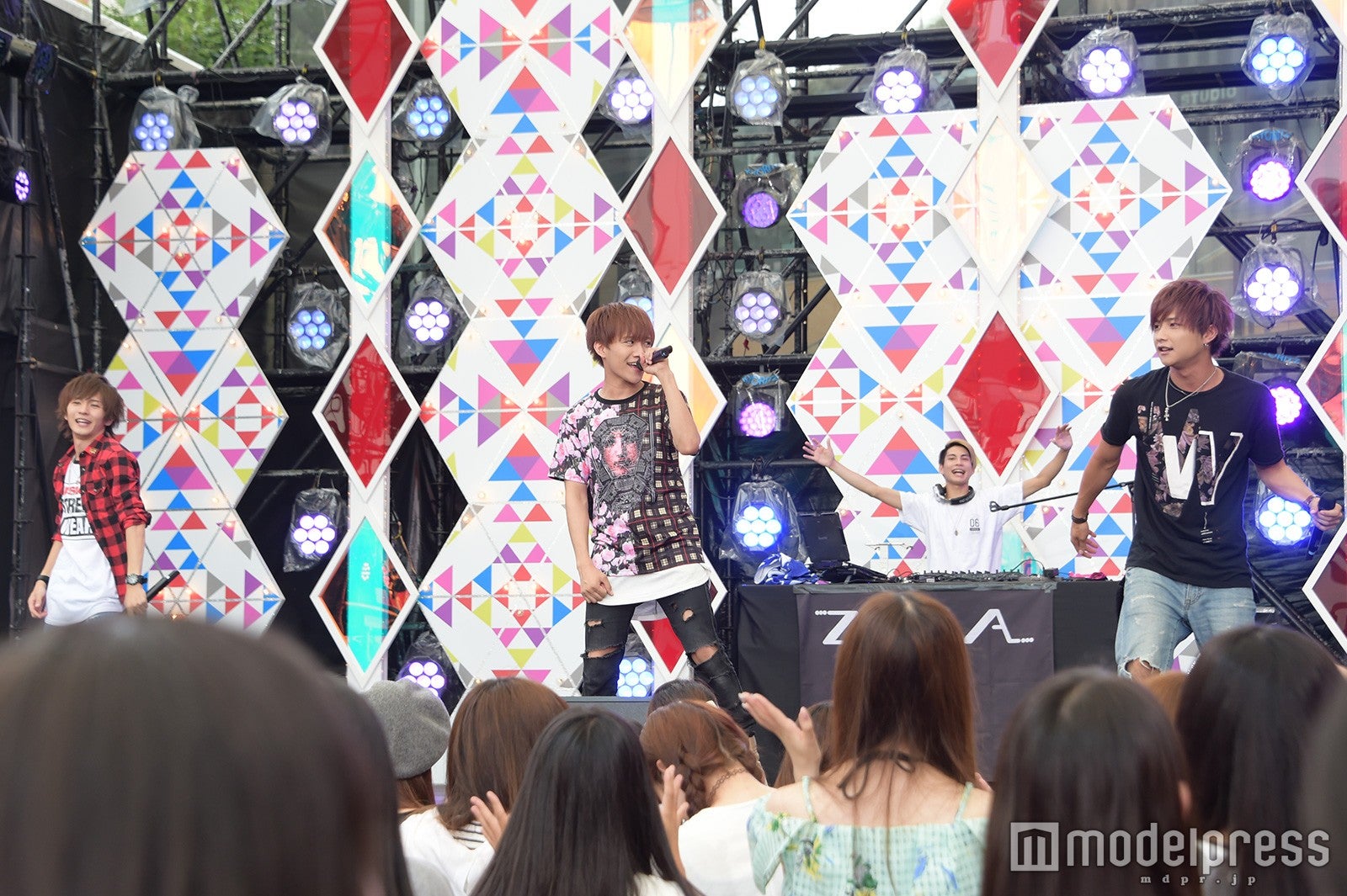 ZOLA（C）モデルプレス