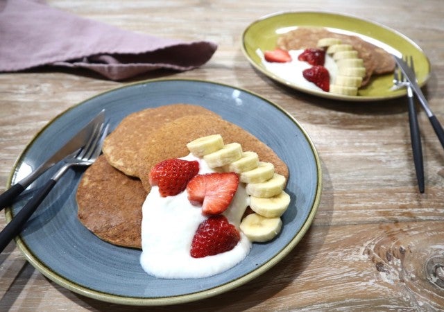 小麦粉 砂糖を使わない 簡単 ヘルシーな オートミールバナナパンケーキ モデルプレス 小麦粉 砂糖を使わない 簡単 ヘルシーな オートミールバナナパンケーキ モデルプレス