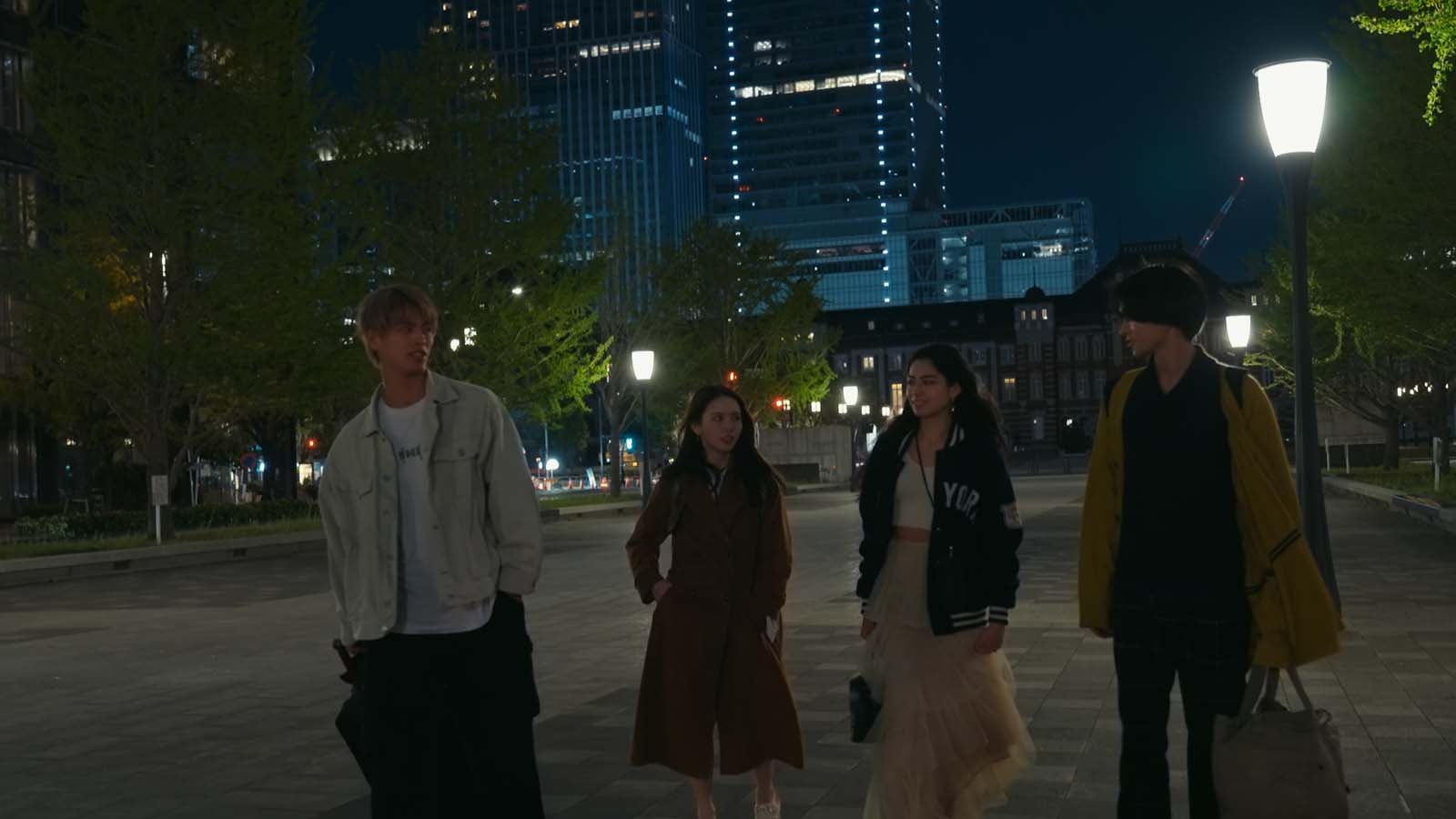 白鳥大珠、西村歩乃果、ギャビー、米村知希／Netflix「オオカミちゃんには騙されない」第4話（C）Netflix