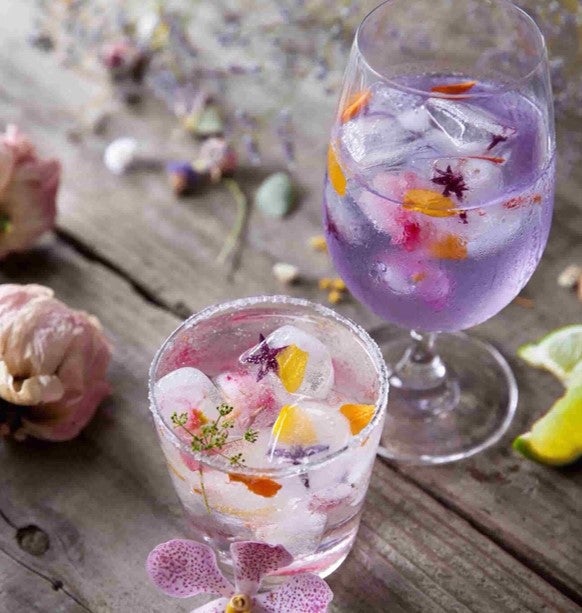 HANABAR　お花のカクテル／画像提供：株式会社 横浜⾚レンガ