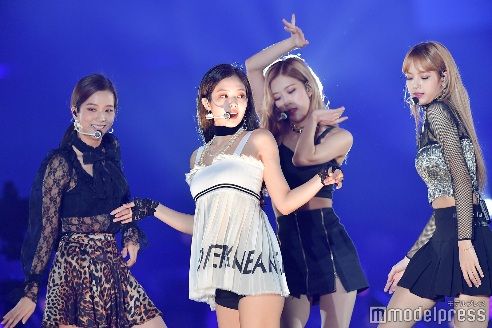 （左から）ジス、ジェニー、ロゼ、リサ／BLACKPINK （C）モデルプレス