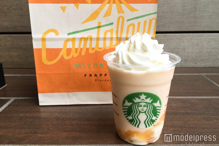 カンタロープ メロン & クリーム フラペチーノ(C)モデルプレス