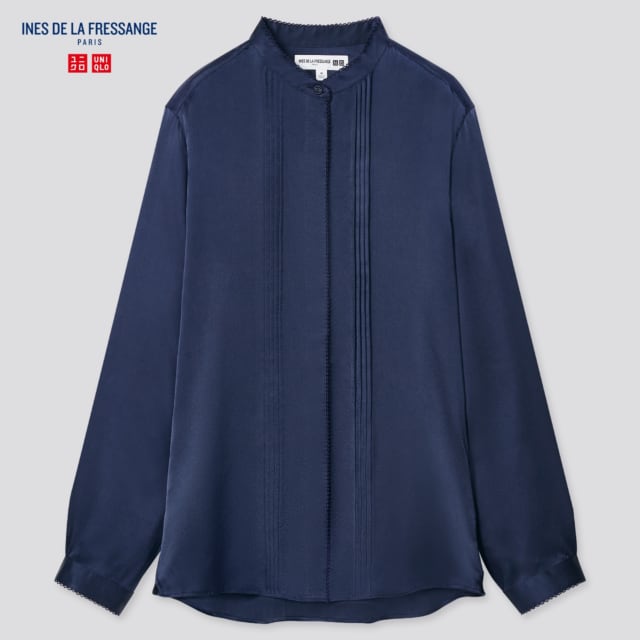 ネイビーのフロントプリーツのバンドカラーシャツ