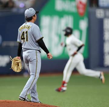 阪神今季ワースト4連敗 4年連続交流戦負け越し決定 先発・村上が初回に2被弾、打線は押し出し四球の1点のみで競り負ける