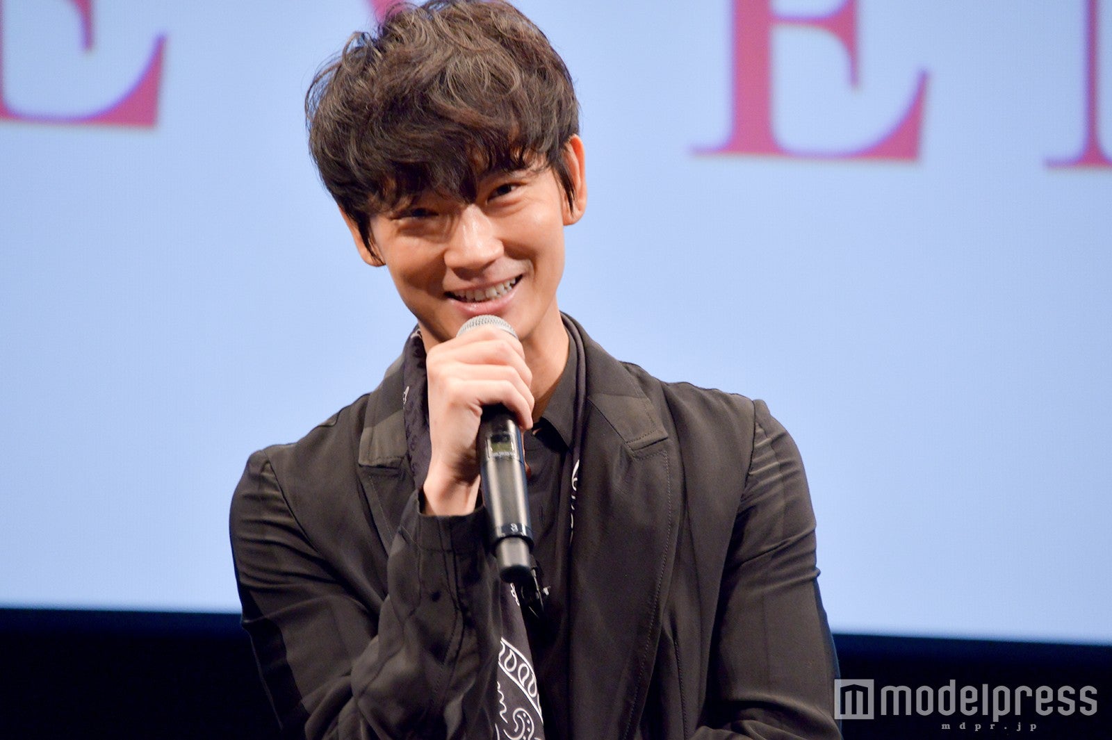 綾野剛（C）モデルプレス