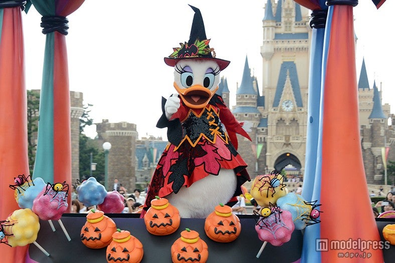 パレード「ハッピーハロウィーンハーベスト」