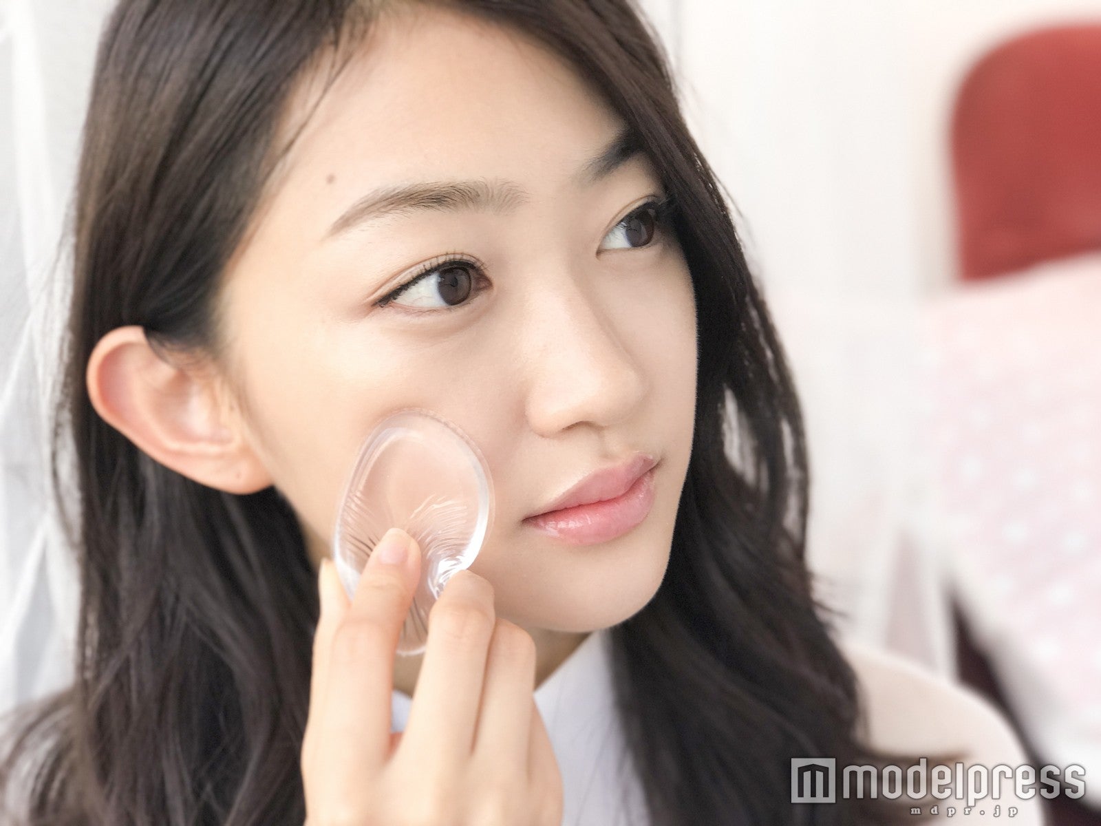 柔らかいので肌当たりも優しい　モデル・田辺かほ（C）モデルプレス