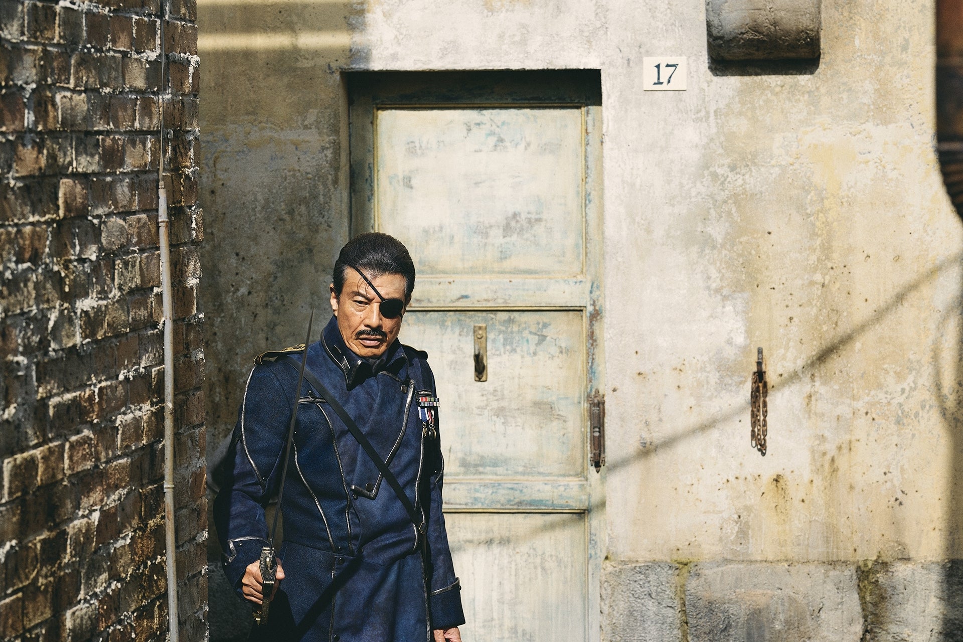 舘ひろし （C）2022 映画「鋼の錬金術師2＆3」製作委員会