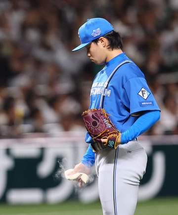 ナインぼう然・・・日本ハム3連敗で終戦 アドバンテージ含め屈辱史上初0勝5敗、3年連続ファイナルで天敵ソフトBに屈する 勝ち越し直後に加藤貴が逆転2ラン被弾