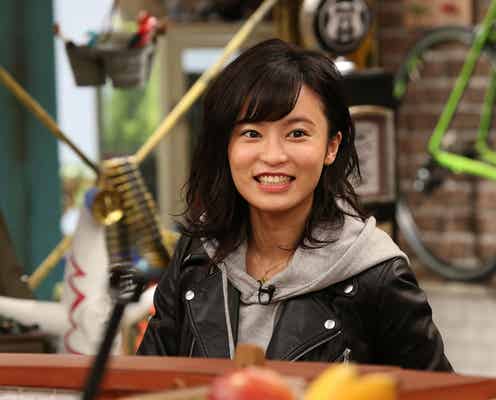 小島瑠璃子、歌手希望だった過去を告白 ギターの腕前を初披露