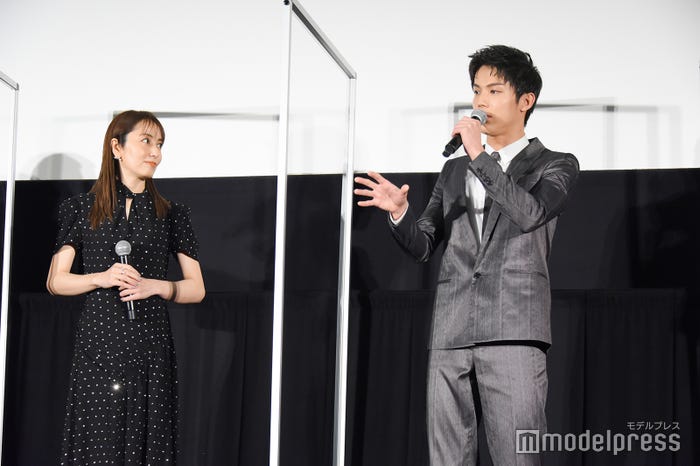 矢田亜希子、中川大志 (C)モデルプレス