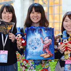 みなみさん（右）、ちひろさん（中）、きえさん（左）／ディズニーファンイベント「D23 Expo Japan 2015」