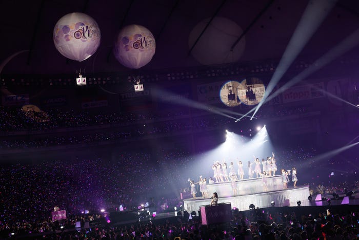 乃木坂46(C)乃木坂46LLC