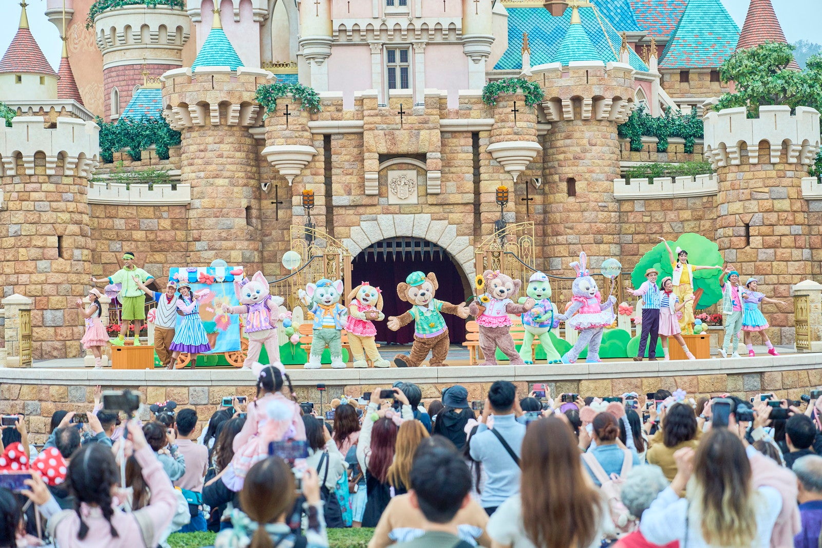 香港ディズニーランド、春の恒例イベント「ダッフィー＆フレンズ