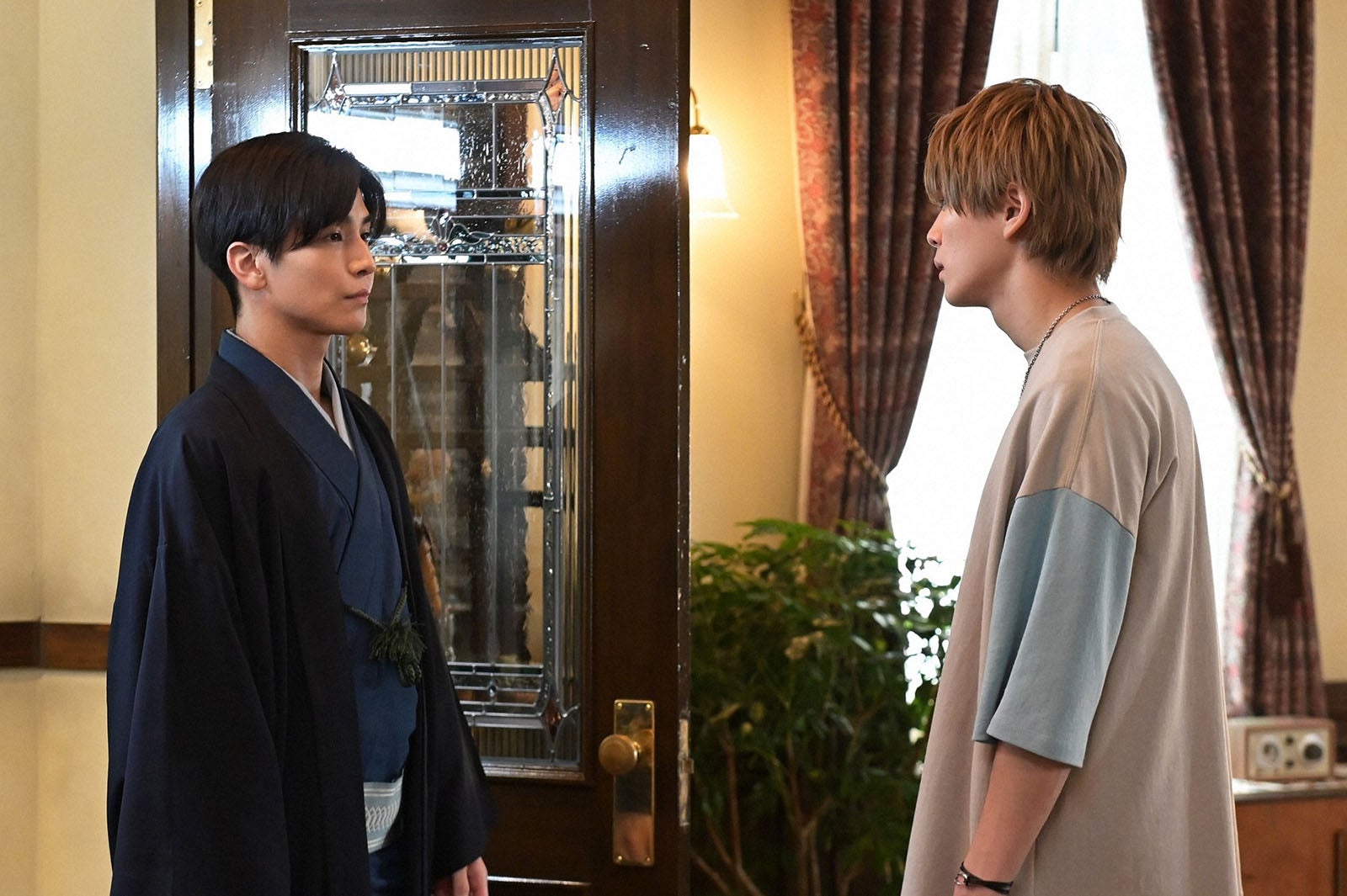 岩田剛典、眞栄田郷敦「プロミス・シンデレラ」第3話より（C）TBS