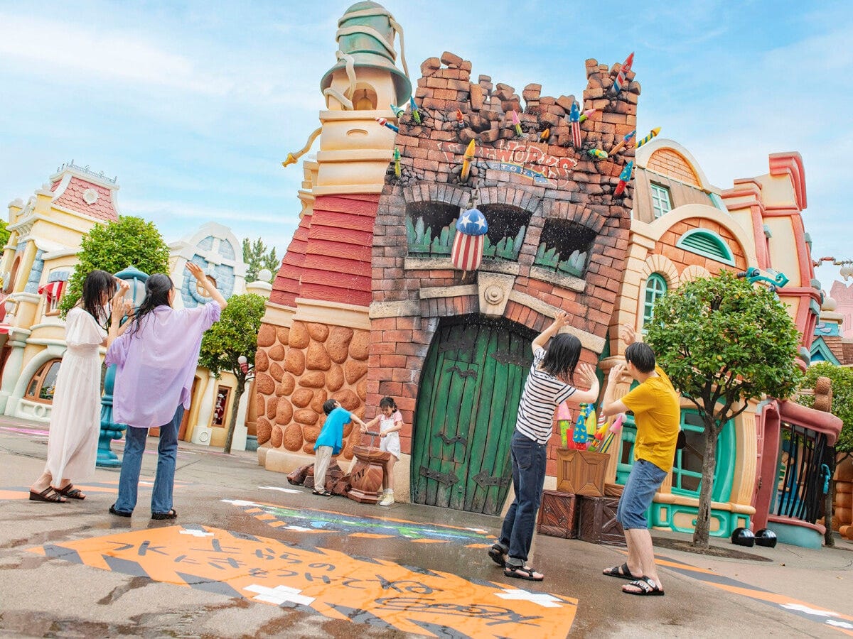 花火工場でも「びしょ濡れトゥーンタウン」を実施