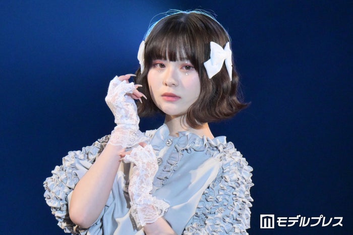 美人YouTuber、色白素肌輝くキャミソール姿「発光してる」「K-POPアイドルみたい」の声