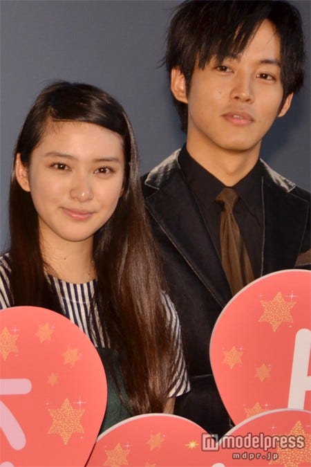 武井咲 松坂桃李と腕組み 桃李くんで本当に良かった モデルプレス 武井咲 松坂桃李と腕組み 桃李くんで本当に良かった モデルプレス